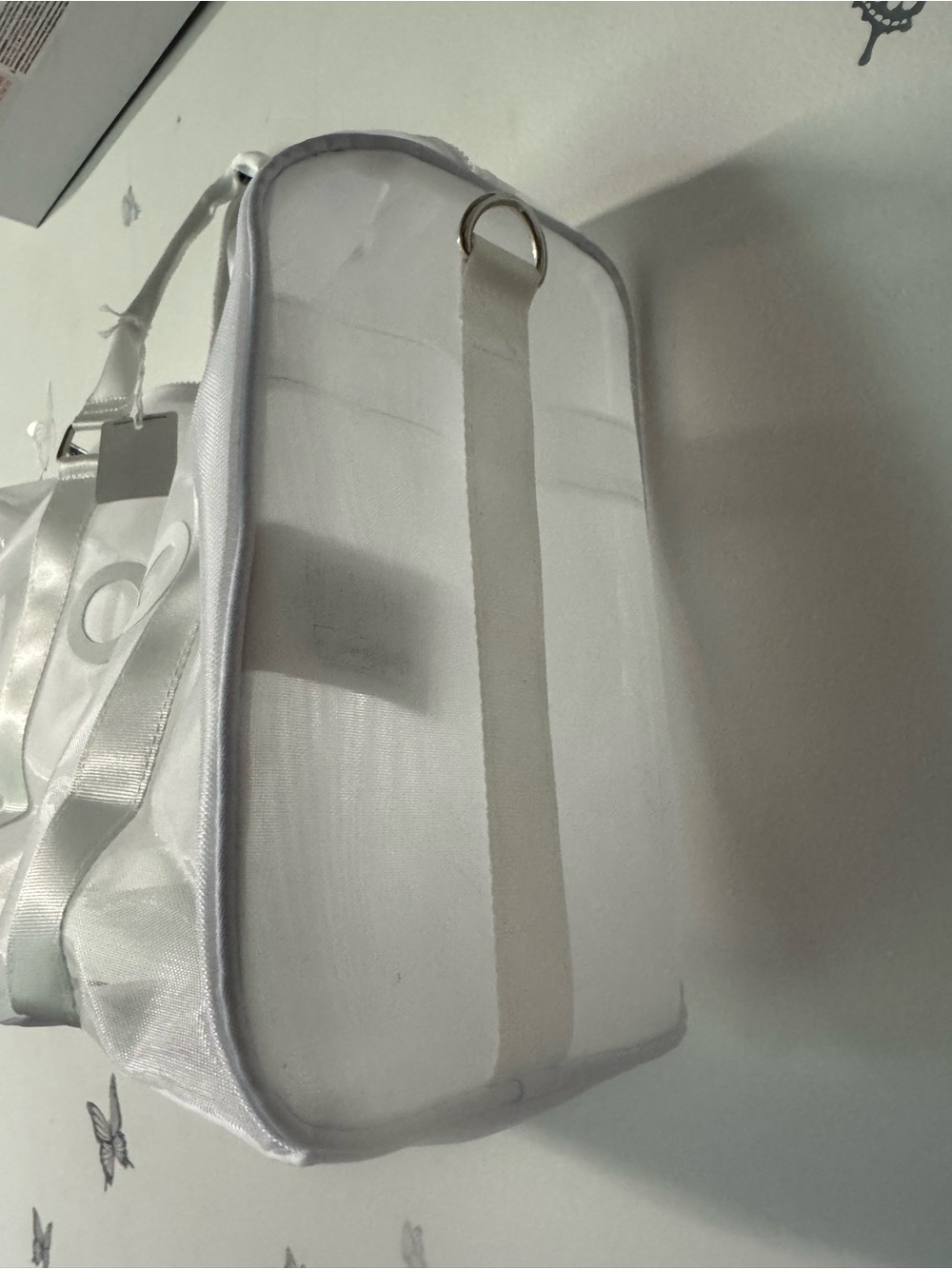 ALO Yoga Mesh Duffel Bag - White - Picture 5 of 7